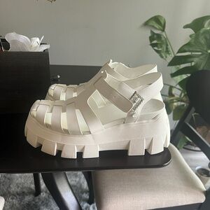 CIRCUS NY BY SAM EDELMAN Women's Alyson Fisherman Sandal